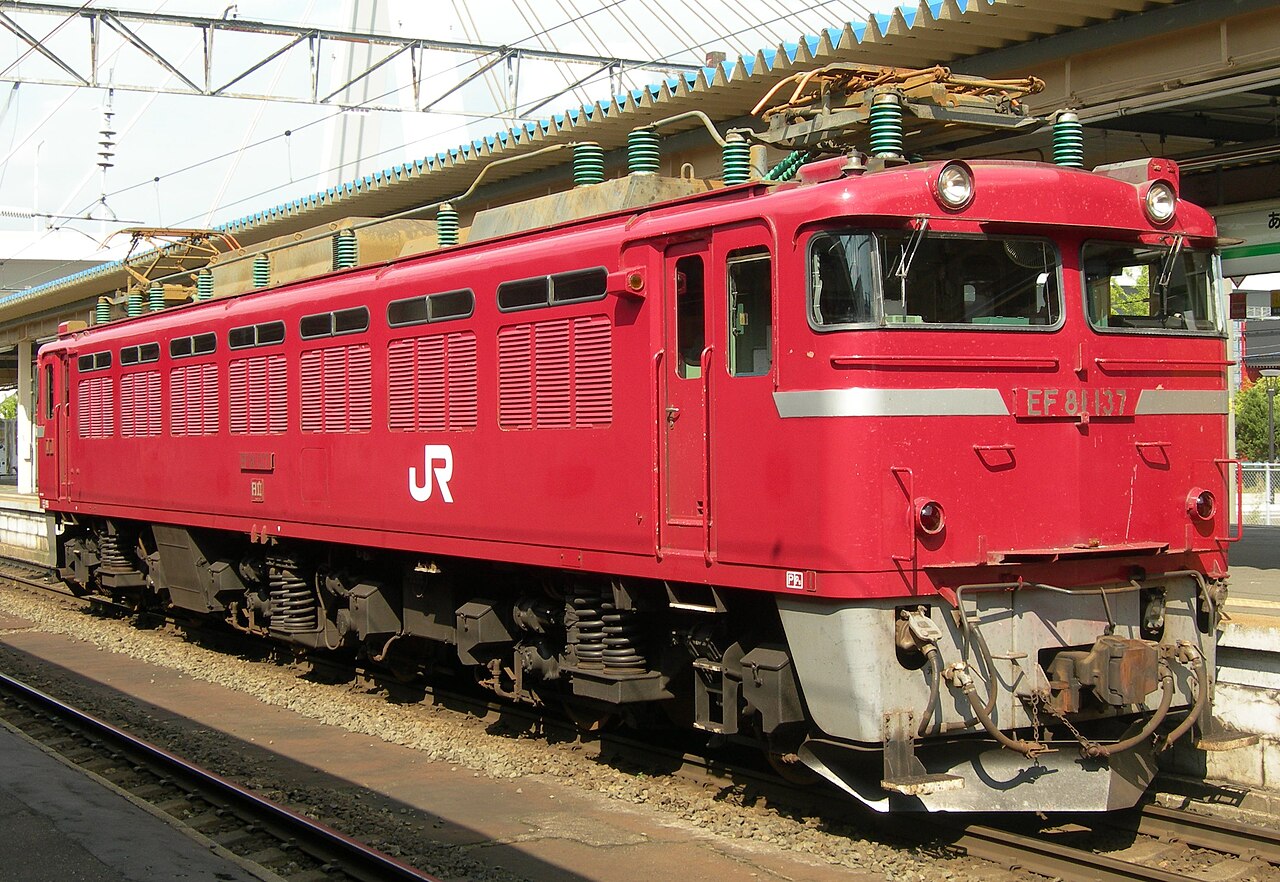 JR East Class EF81 electric locomotive EF81 137 at Aomori Station.
